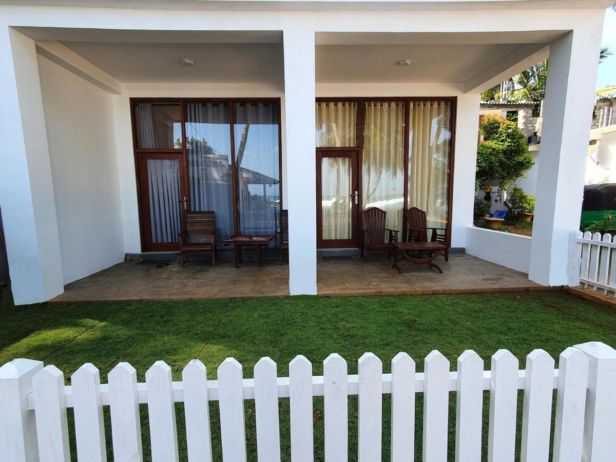 The Beach House Διαμέρισμα Dikwella Εξωτερικό φωτογραφία